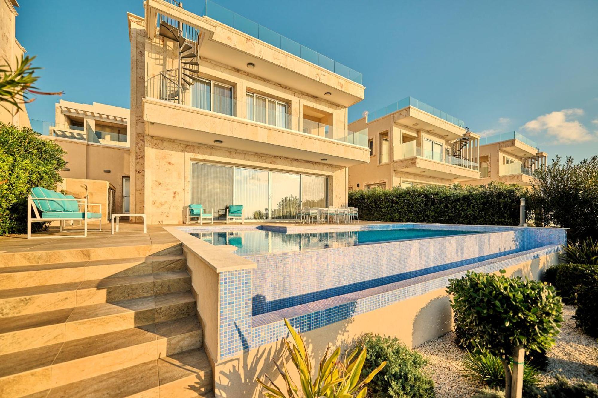 Olymp Luxury C - Seafront Elegance With Infinity Pool And Exclusive Lifestyle Вилла Киссонерга