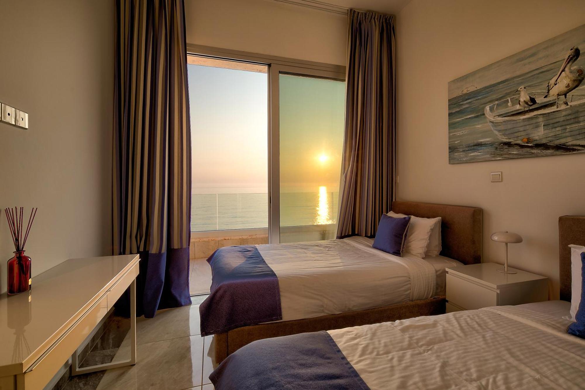 Вилла Olymp Luxury C - Seafront Elegance With Infinity Pool And Exclusive Lifestyle Киссонерга